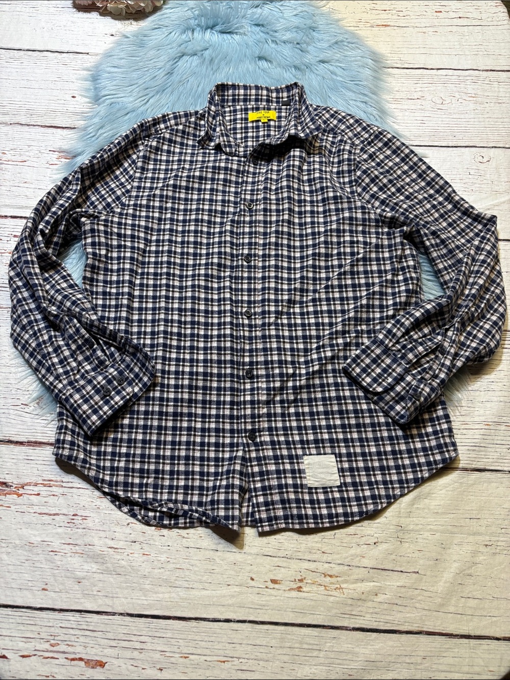 Five Four Poggy The Man Navy and White Plaid Button-Down Shirt sz L